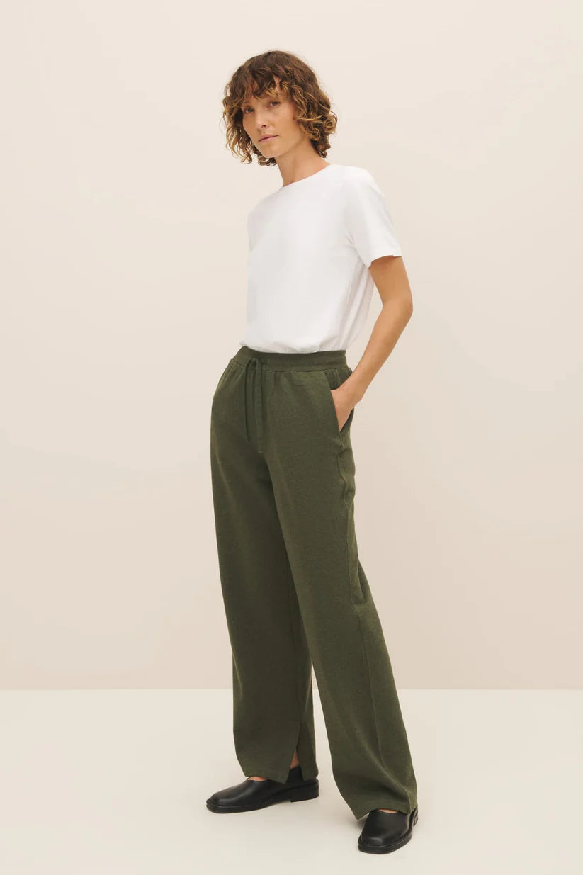 Utility trackpant, khaki marle