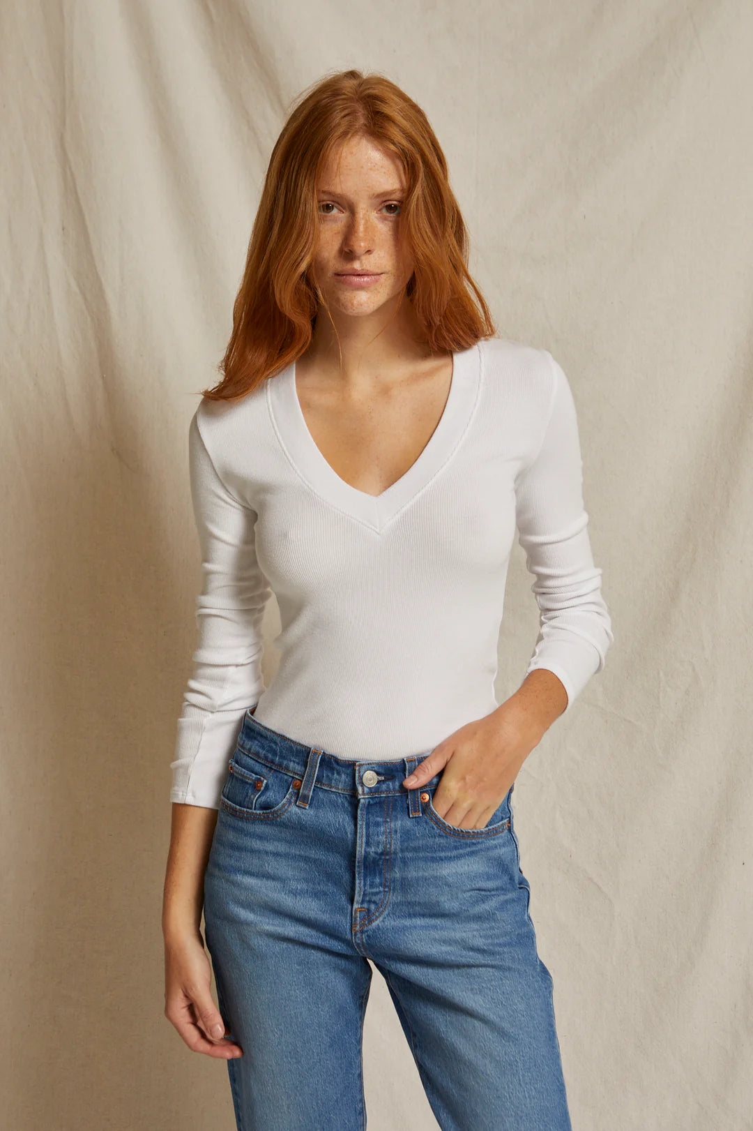 Viola V neck rib long sleeve, white